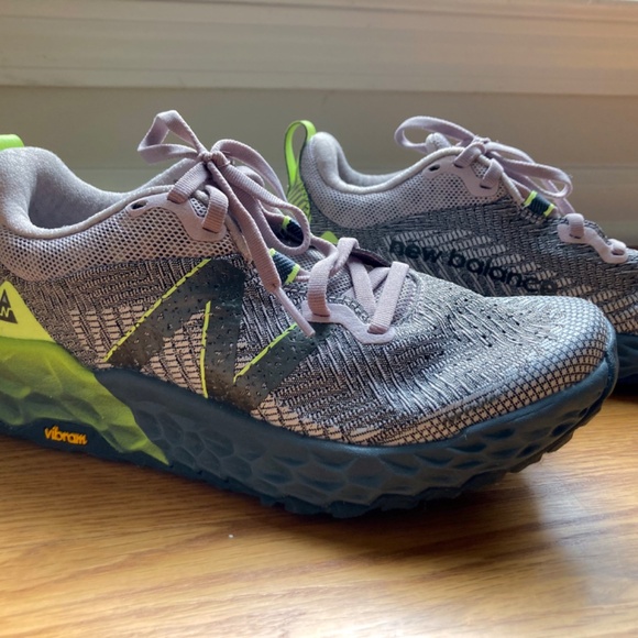 New Balance Trail Running Shoes - Picture 3 of 8